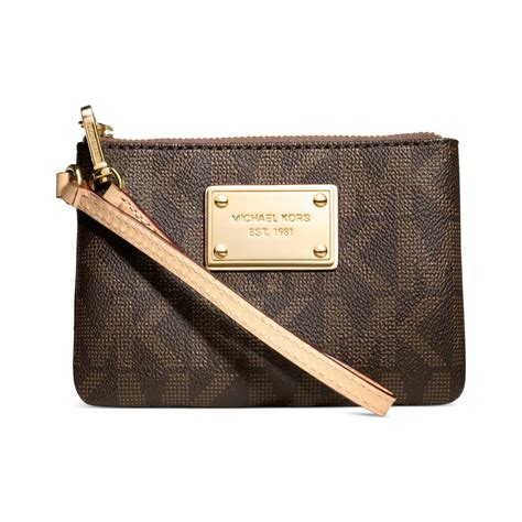 michael kors jet set small signature wristlet